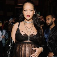 Rihanna в Париже. 2022. 01