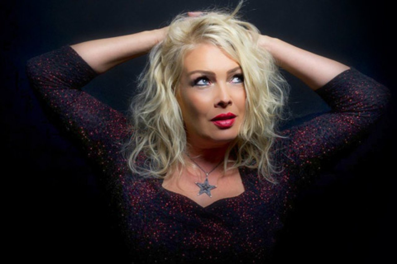 Kim Wilde Show Biz By