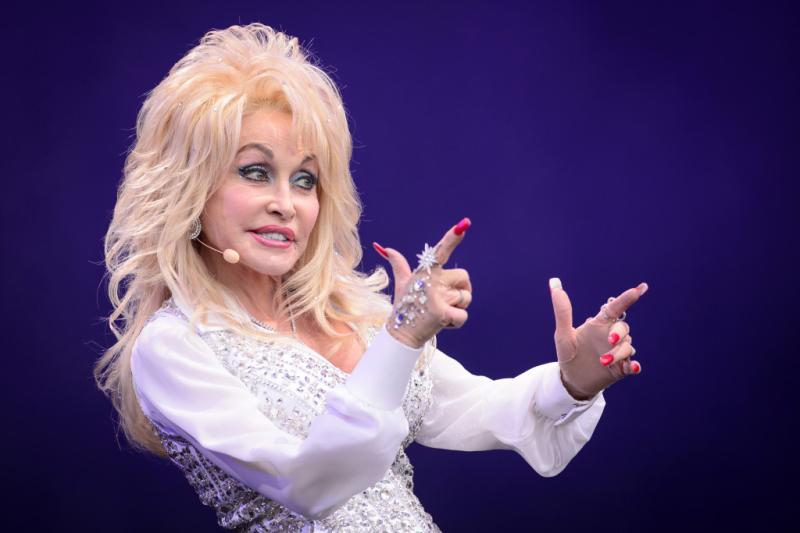 DollyParton2017b.jpg