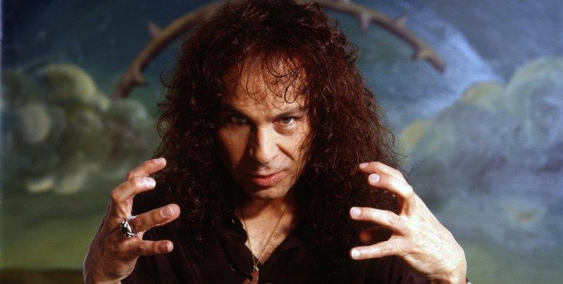 ronnie_james_dio_gologrammab.jpg