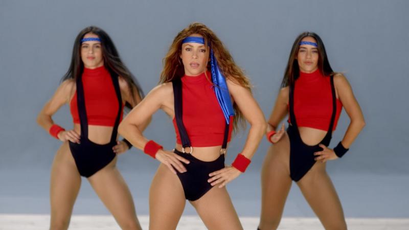 Black Eyed Peas  Shakira   Girl Like Me 2020 06.jpg