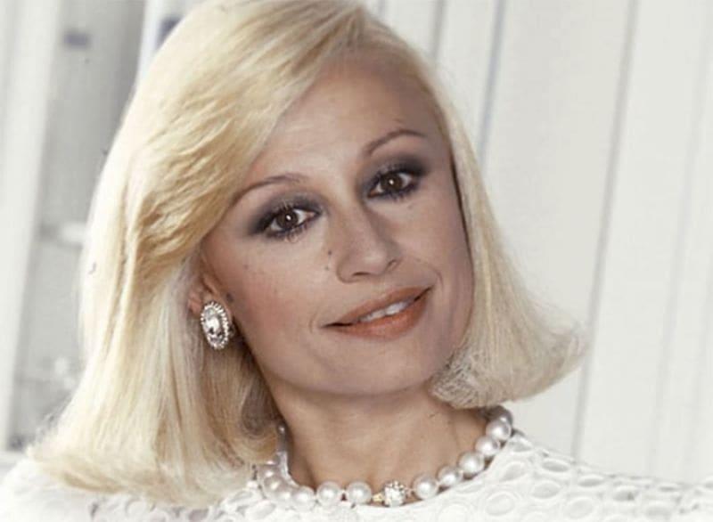 Raffaella Carr. . 199099. 12.jpg