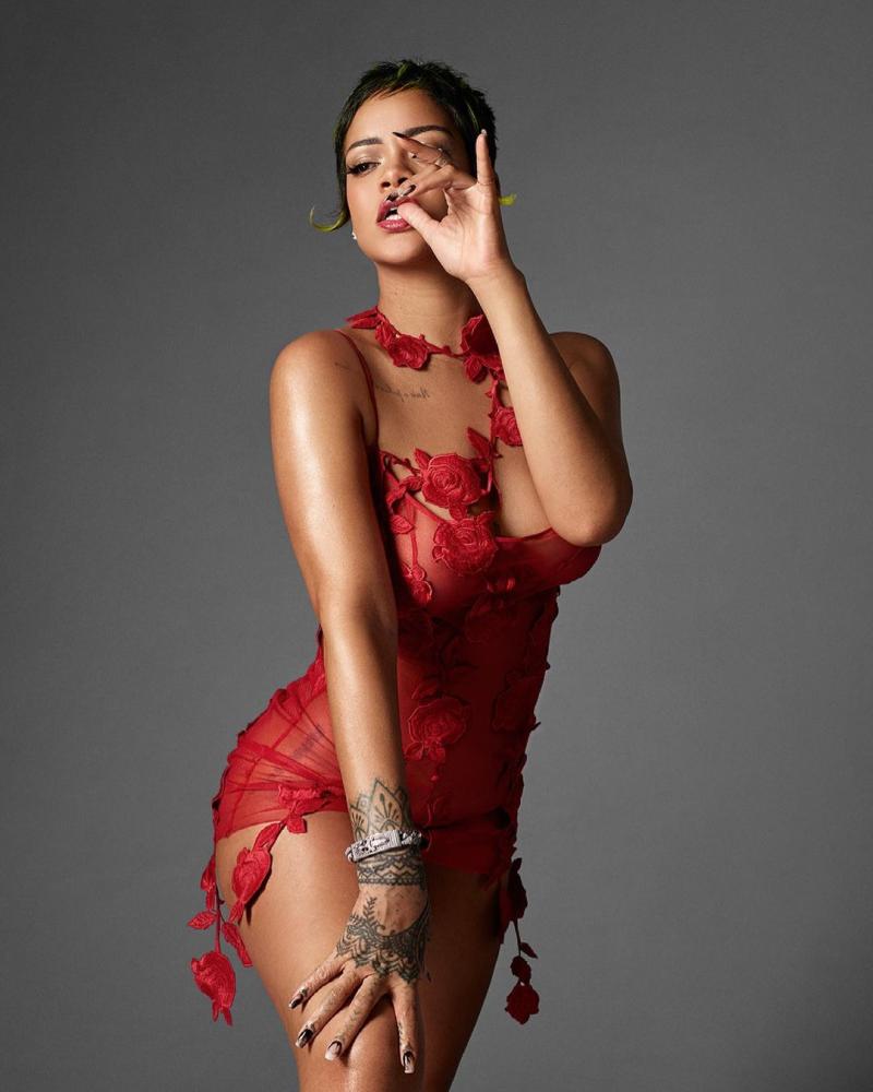 Rihanna 8911_n.jpg