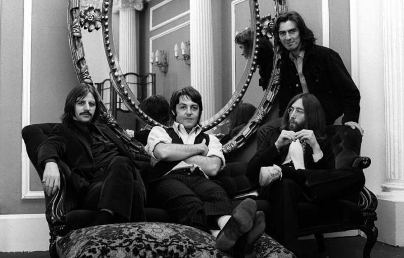 TheBeatles TwickenhamFilmStudios9thApril1969.jpg