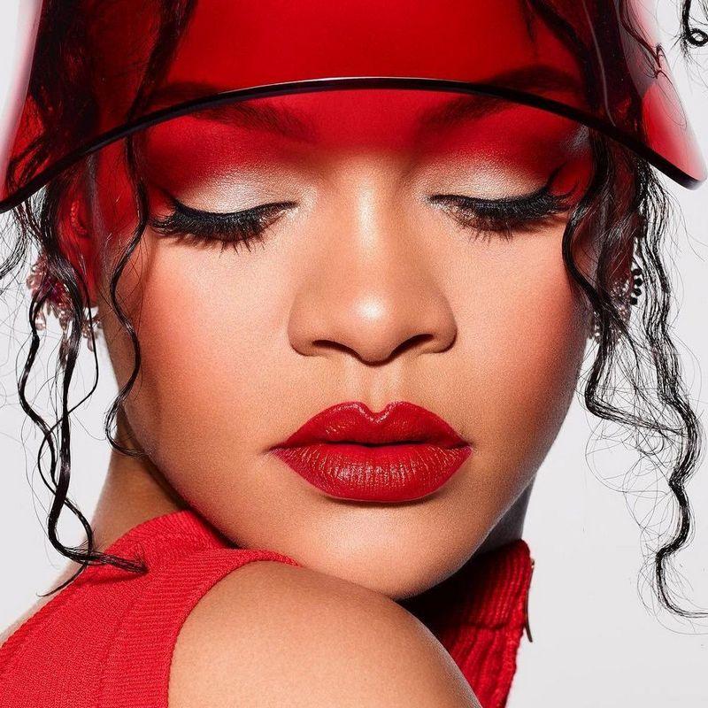 Rihanna. . 800.jpg