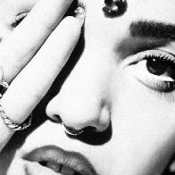 FKA Twigs весь клип провела в постели, что &laquo;Хорошо для любви&raquo; 