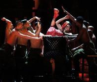 Леди Гага залезла в мясорубку 