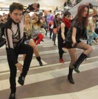 Фанаты из Питера довели Леди Гагу до слез 