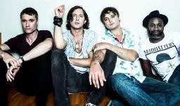 Британские неопанки «The Libertines» вернулись на сцену после 11-летного перерыва 