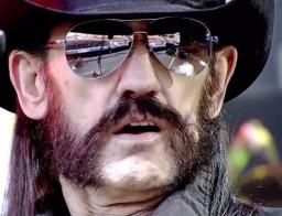 Лемми, лидеру Mot&ouml;rhead исполнилось 70 лет