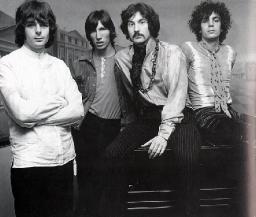 Группа Pink Floyd выпускает новый альбом 