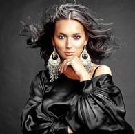 Беременной Алсу &laquo;Тепло от любви&raquo;