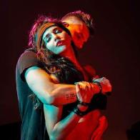 Маша Фокина и Isaaс снялись в интимном видеоклипе &laquo;Ашанти&raquo;