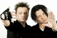 Суд разрешил Вадиму Самойлову исполнять песни &laquo;Агаты Кристи&raquo;