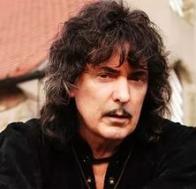 Группа &laquo;Rainbow&raquo; выпускает концертные альбомы своих летних выступлений