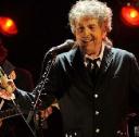 Боб Дилан выпускает три диска каверов