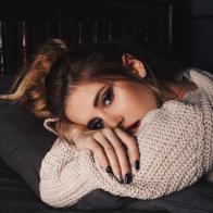 Elvira T желает своей подруге &laquo;Не быть дурой&raquo;