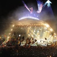 &laquo;Гластонбери-2017&raquo; почтил жертв терактов минутой молчания