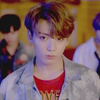 Корейская звезда &laquo;BTS&raquo; &ndash; первое место в чартах 73 стран