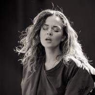 &laquo;Hardkiss&raquo; использовали в клипе &laquo;Кораблi&raquo; очень тяжелый металл 