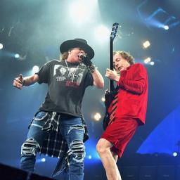Ангус Янг и Эксл Роуз объединяются в новом составе «AC/DC»