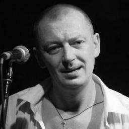 Ушел из жизни Александр Кулинкович, лидер группы &laquo;Нейро Дюбель&raquo;