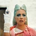 Леди Гага сняла клип «911» по мотивам фильма Параджанова