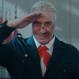 Тиль Линдеманн к 1 июня выпустил клип &laquo;Я ненавижу детей&raquo;
