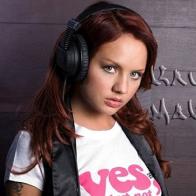 Соцсеть &laquo;ВКонтакте&raquo; заплатит МакSим 550 тысяч рублей