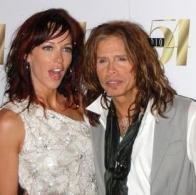 Лидер группы &laquo;Aerosmith&raquo; Стивен Тайлер передумал жениться 