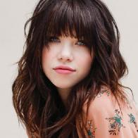 Том Хэнкс и Джастин Бибер снялись в клипе у Карли Рэй Джепсен