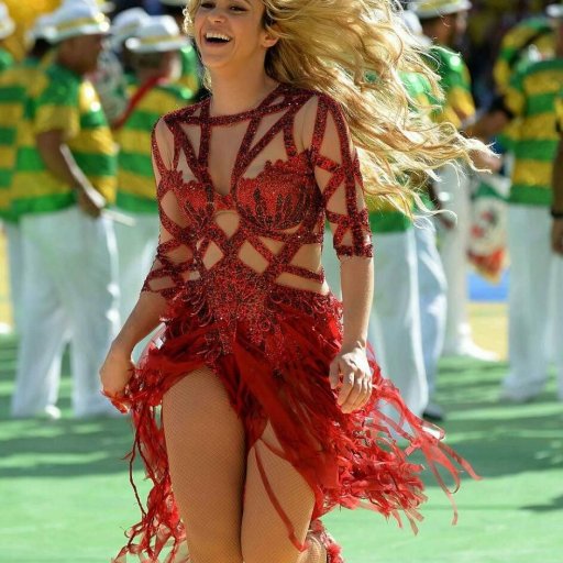 shakira-2016-show-biz.by-10