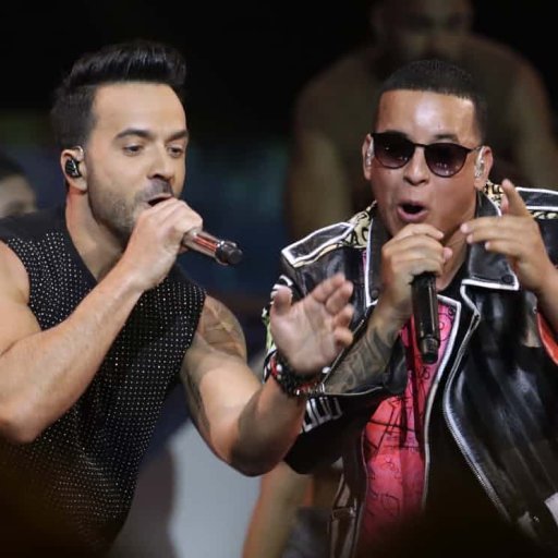 Luis-Fonsi-Despacito-9