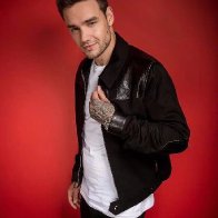 Liam-Payne-2017-sun-01