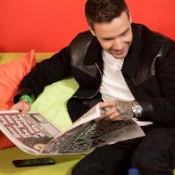 Liam-Payne-2017-sun-04