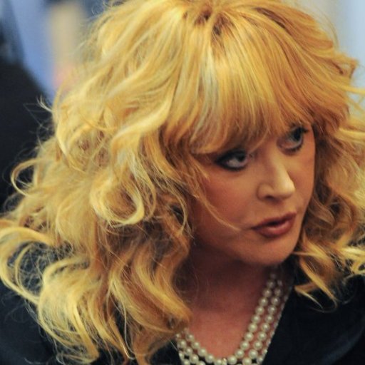 alla-pugacheva-2001-show-biz.by-08