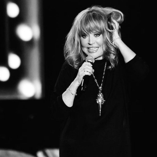 alla-pugacheva-2016-gold-grammy-show-biz.by-09