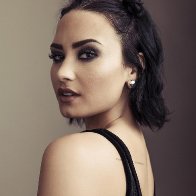 Demi-Lovato-2017-billboard-show-biz.by-02