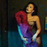Demi-Lovato-2017-billboard-show-biz.by-03