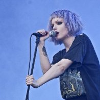 Alice-Glass-2017-01