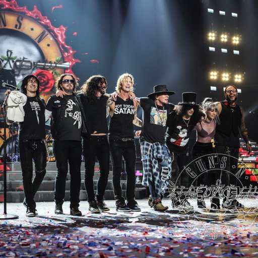 GunsNRoses-tour-2018-12