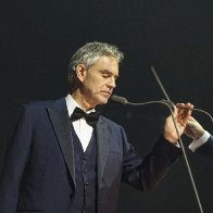 andrea-bocelli-2017-19