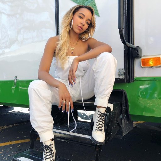 tinashe-2018-joyride-show-biz.by-14