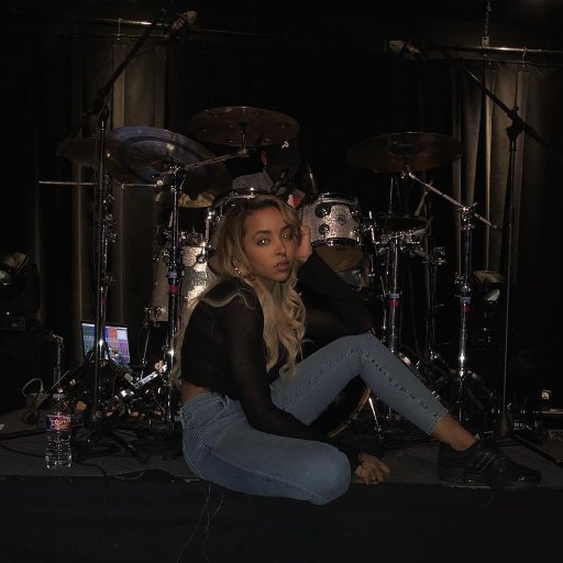 tinashe-2018-joyride-show-biz.by-15