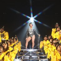 beyonce-2018-coachella-show-biz.by-01