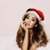 Ariana-Grande-2015-16