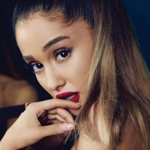 Ariana-Grande-2016-billboard-5