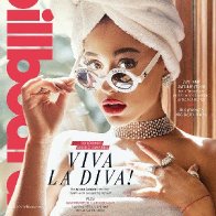 Ariana-Grande-2016-billboard-6