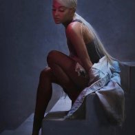 Ariana-Grande-2018-tears-01