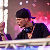 Avicii-2018-08